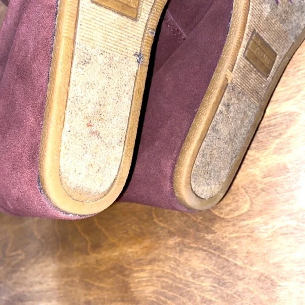 Tom’s lace up wedge ankle booties brown size 8 1/2